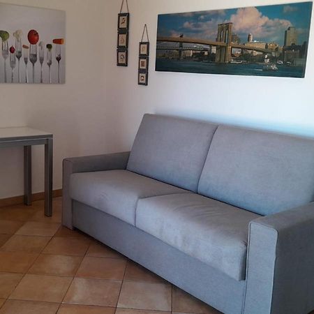 Appartamento In Residence Fronte Mare Murta Maria Exterior photo