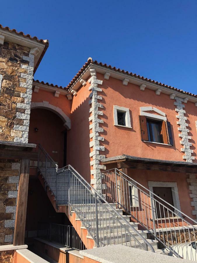 Appartamento In Residence Fronte Mare Murta Maria Exterior photo