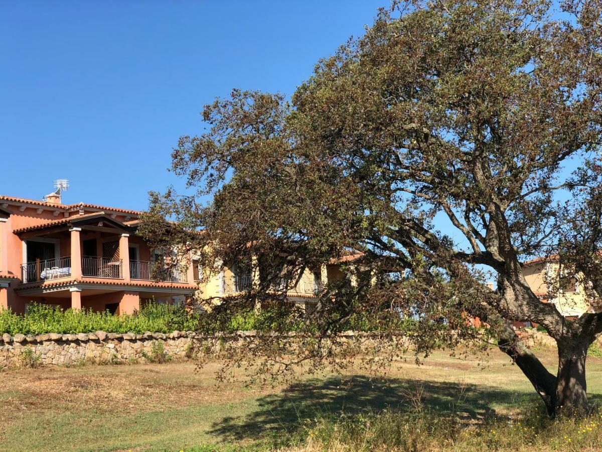 Appartamento In Residence Fronte Mare Murta Maria Exterior photo